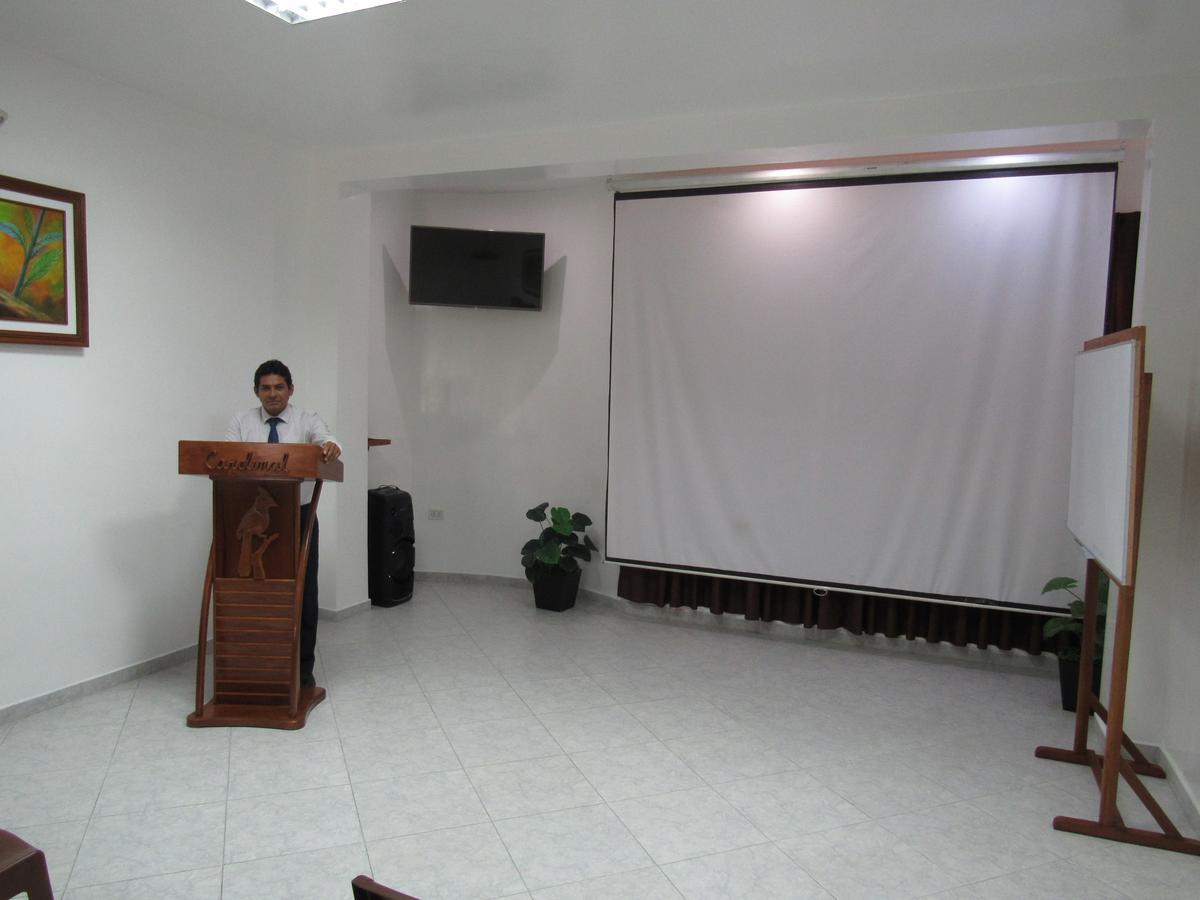 Alojamiento El Cardenal Iquitos Exterior photo